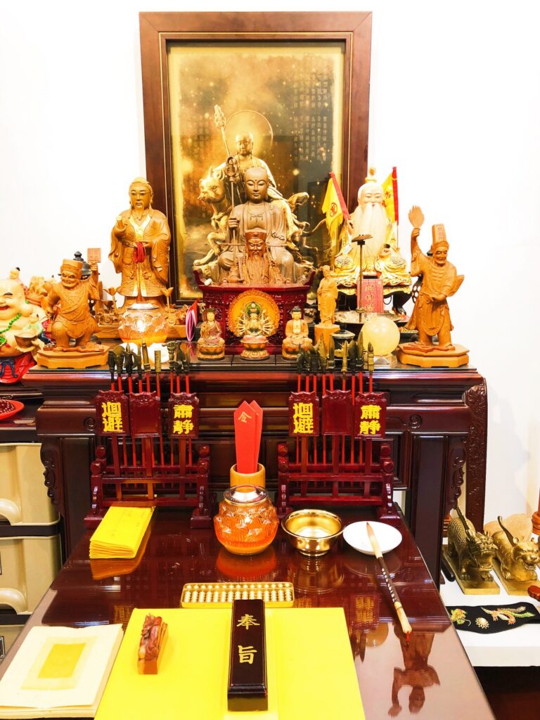 (神威)閻羅天子包大人降駕辦事，伸張正義，懲奸除惡，卻有一顆超柔軟的心啊！